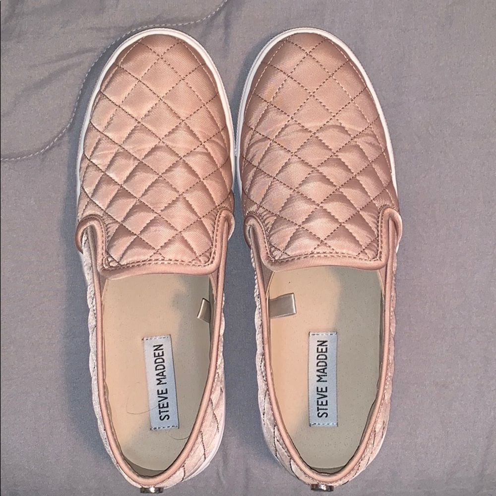 Barely worn, Steve Madden slips!